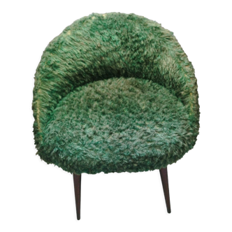 Green moumoute chair
