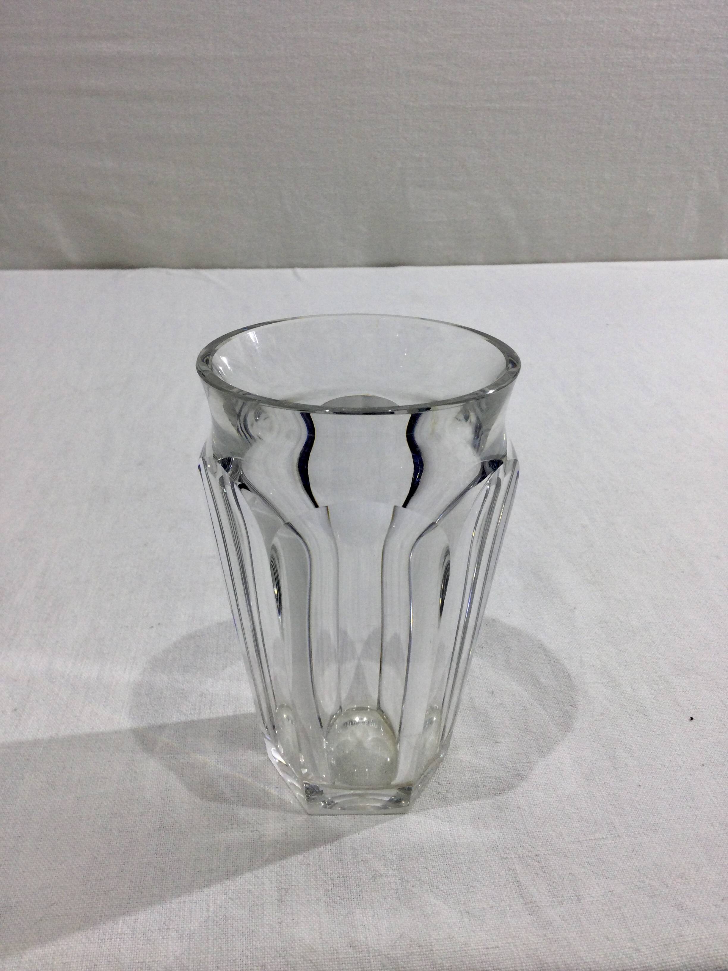 Baccarat – Nelly Harcourt model vase