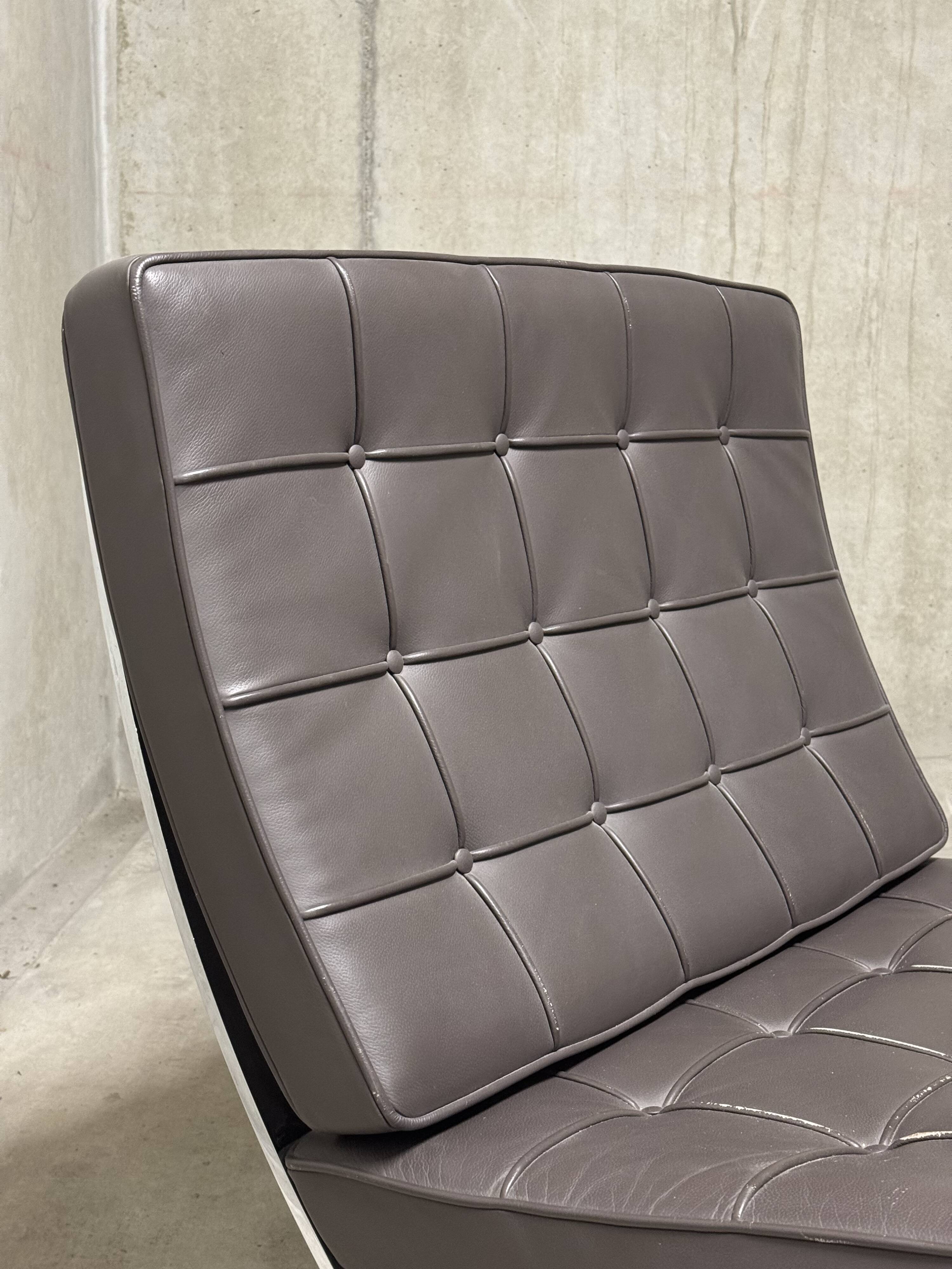 Barcelona Armchair Mies Van Der Rohe Knoll