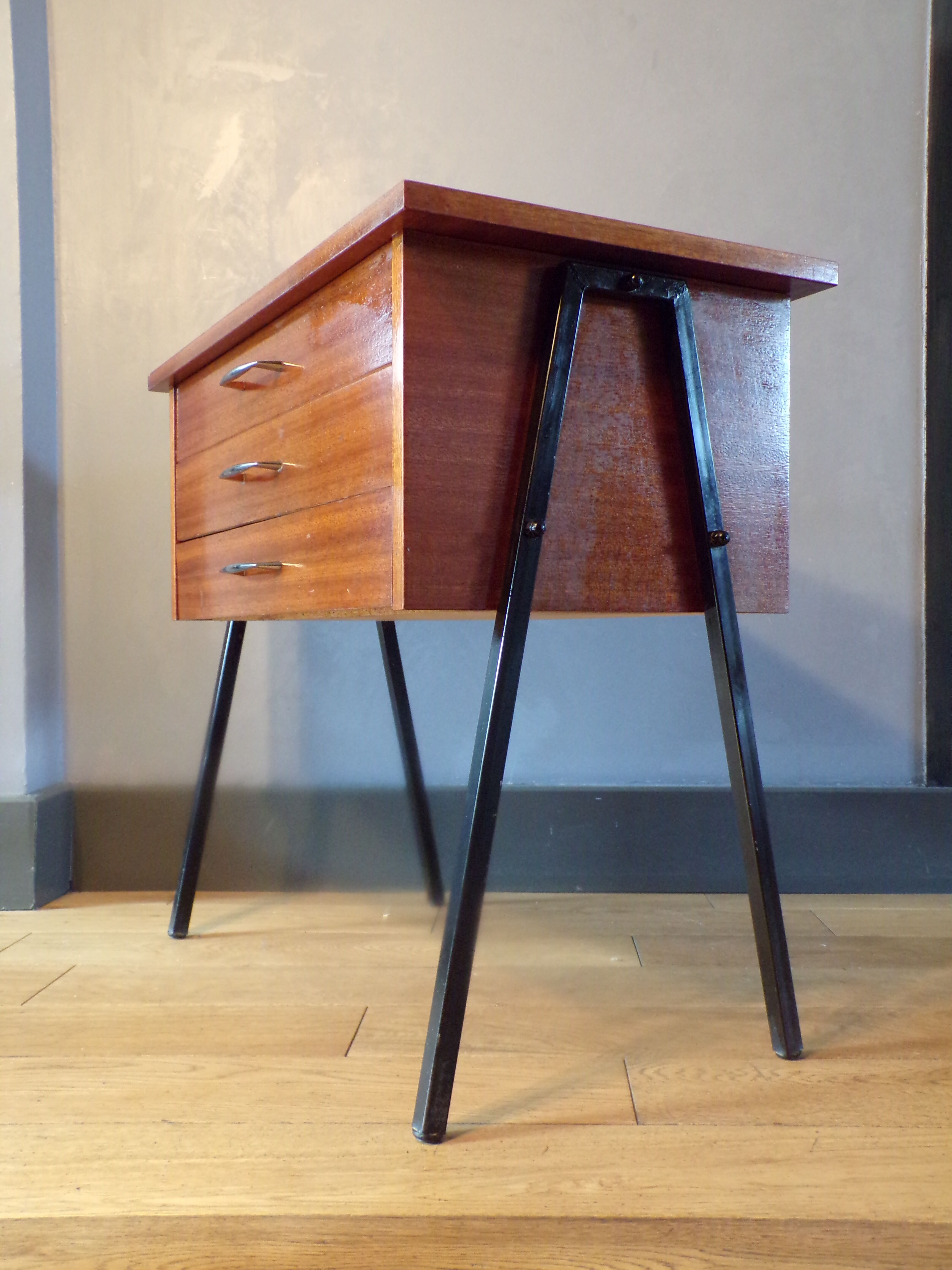 Small vintage dresser