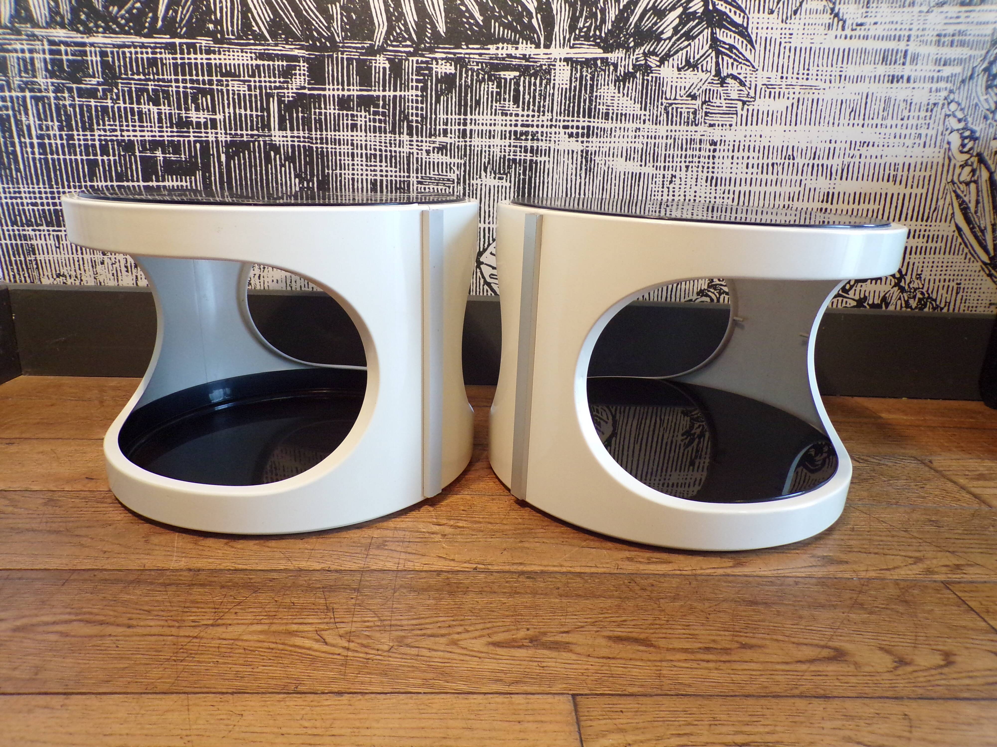 2 bedside modules flair