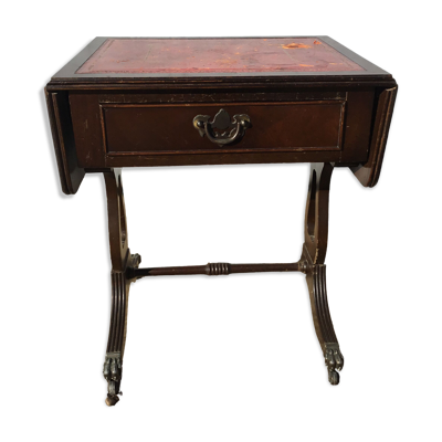 Table basse dessus cuir