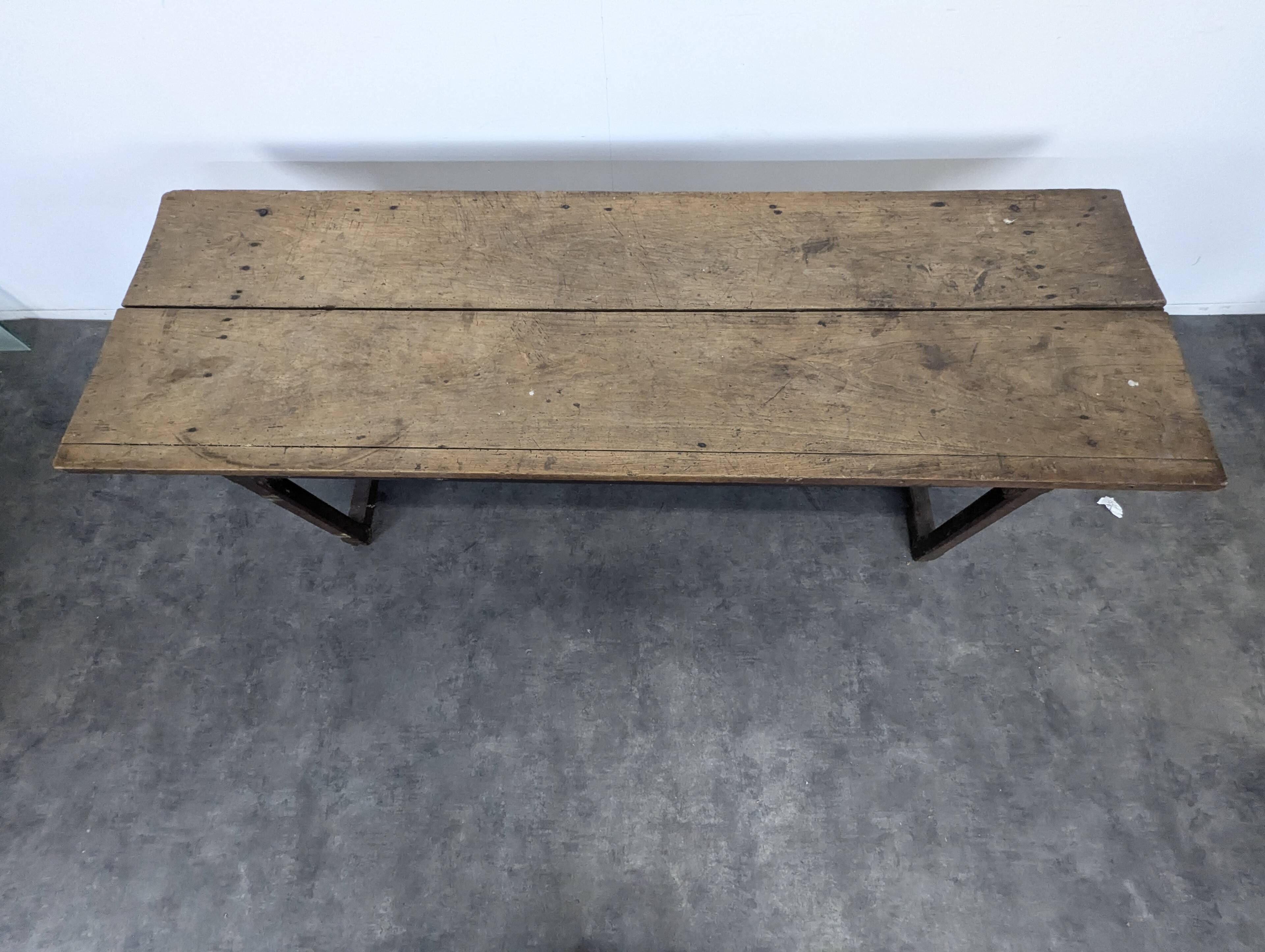 Table de ferme rustique
