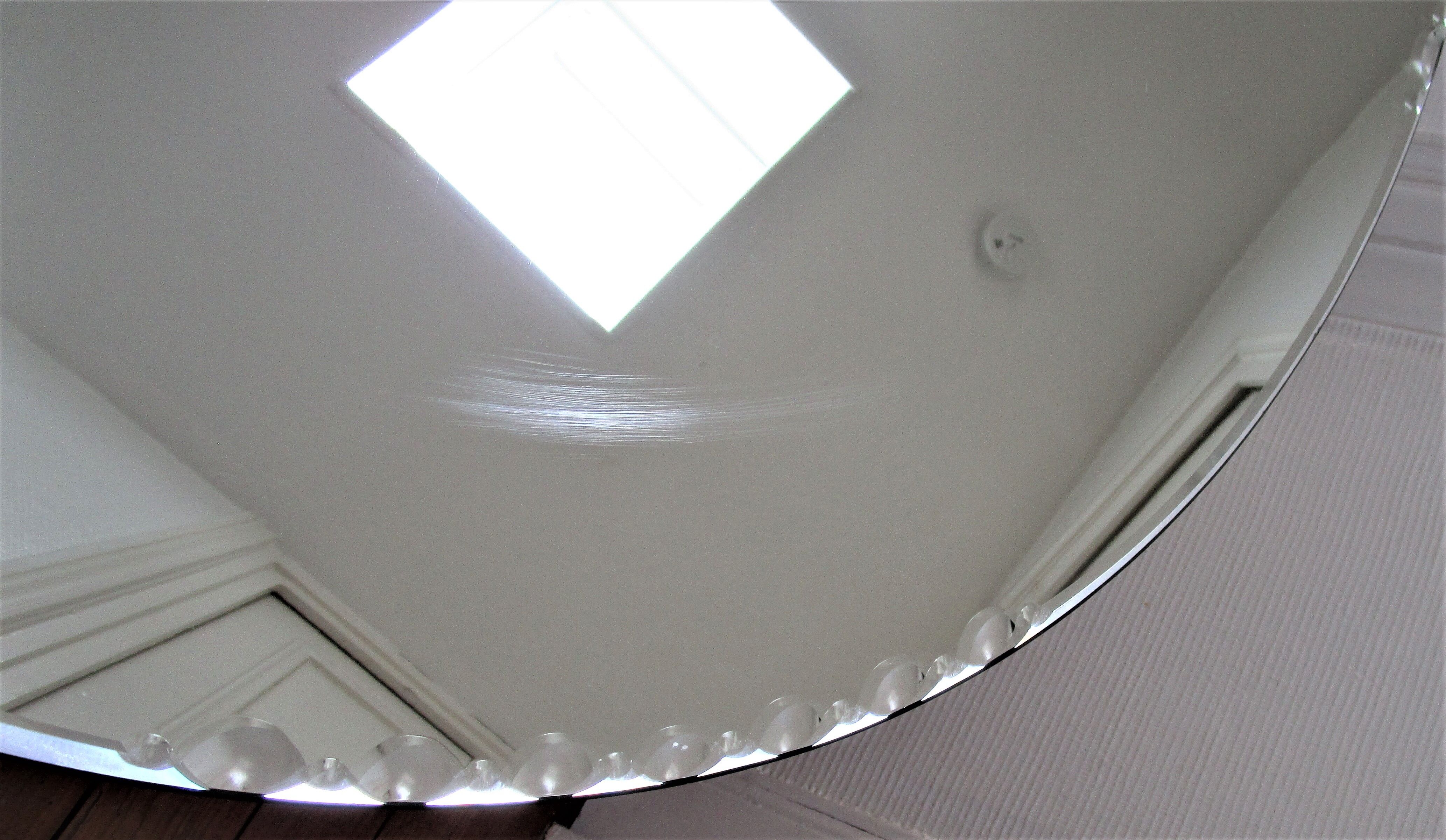 Round mirror with bevelled rim of the 60s diameter 66 cm