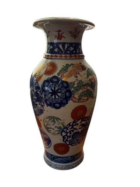 Imari vase, Japan