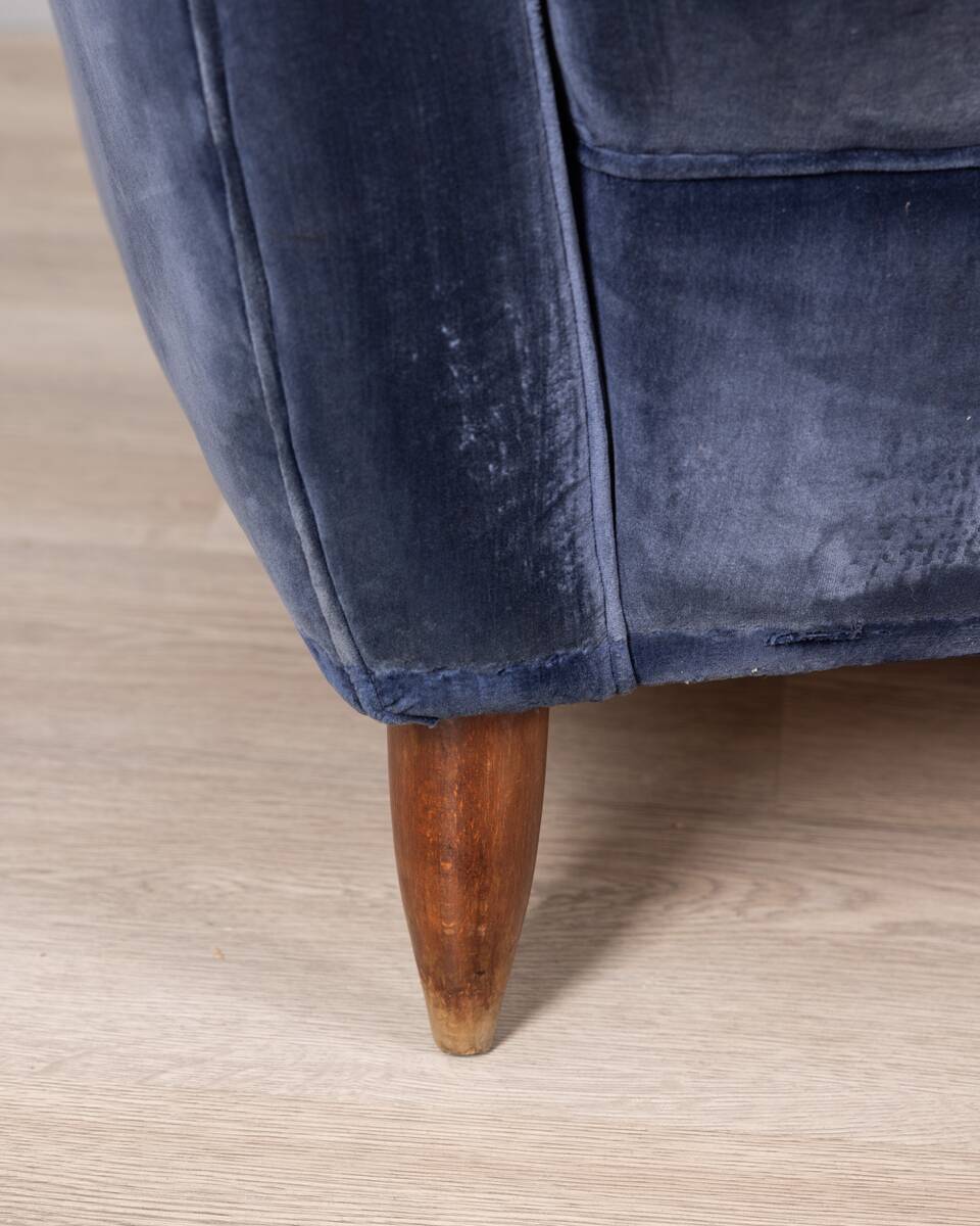 Paire de fauteuils design des années 50 en velours bleu design italien