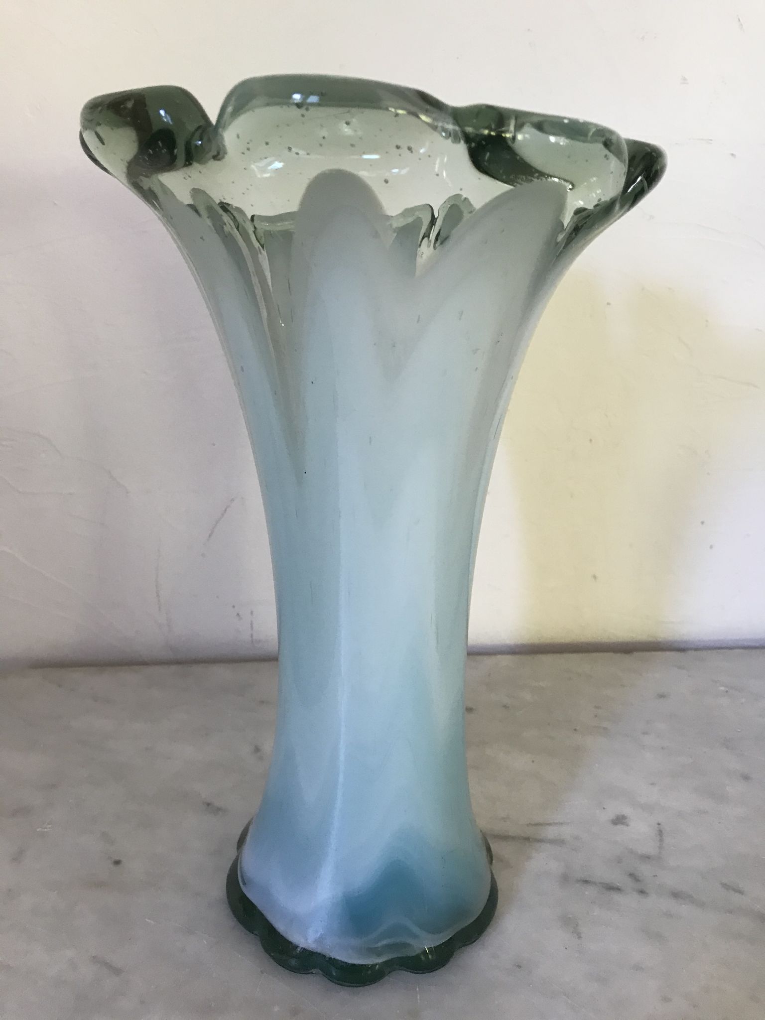 Vase en verre soufflé 27cm