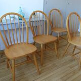 4 Scandinavian Windsor chairs in solid beech 1970s