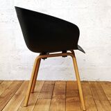 Set of 4 designer shell armchairs