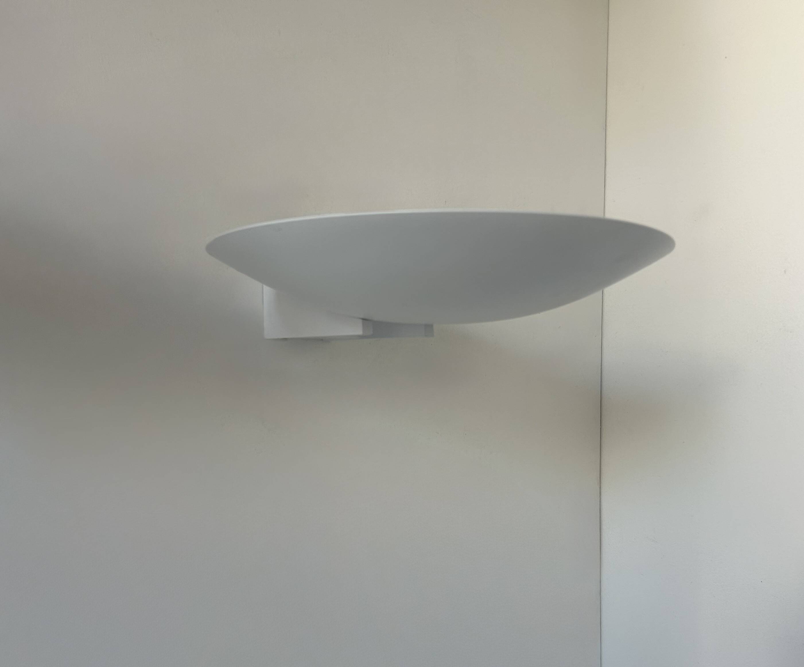 Paire d'appliques vintage moderniste Disderot métal laqué blanc France 1970