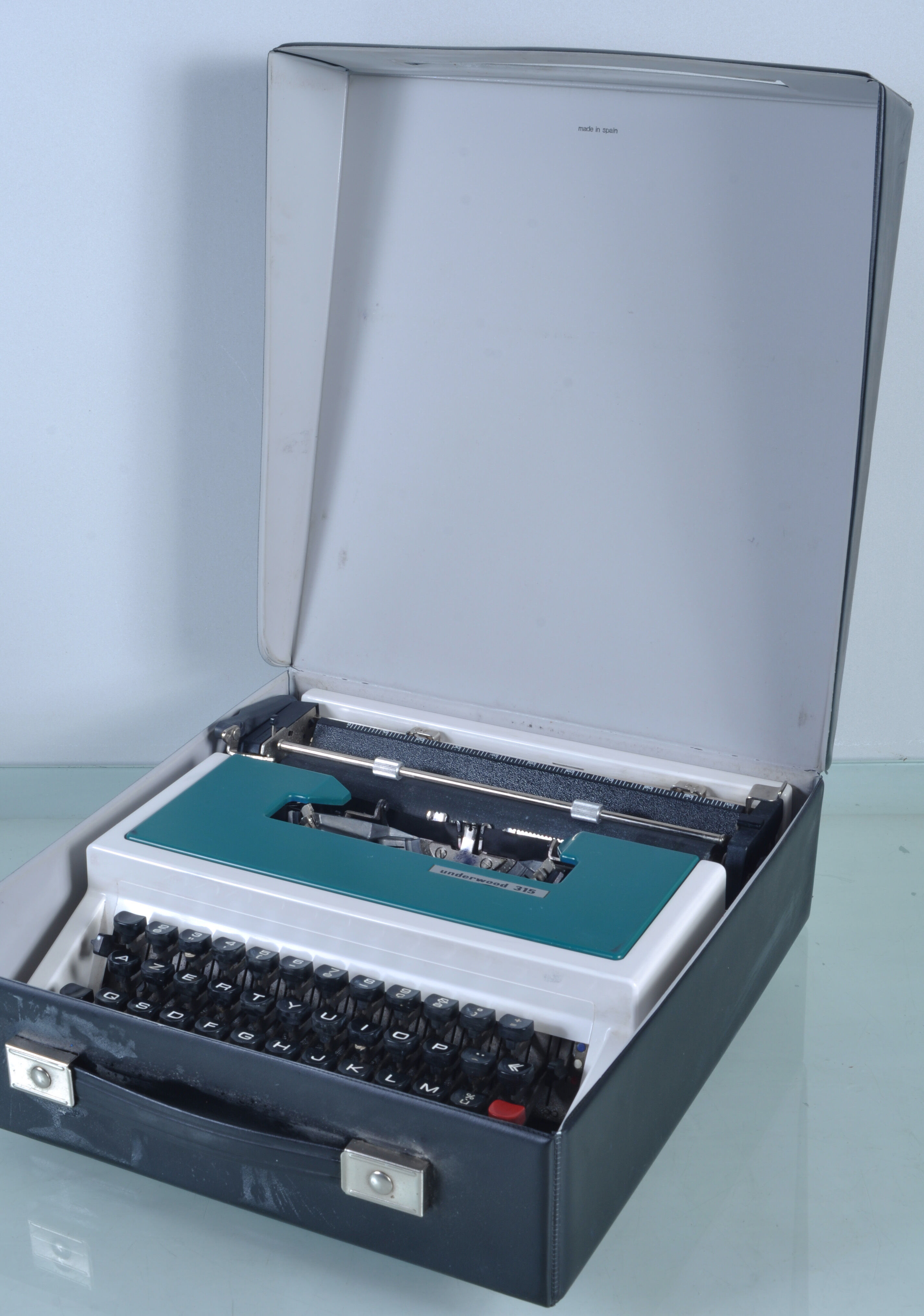 Underwood 315 typewriter