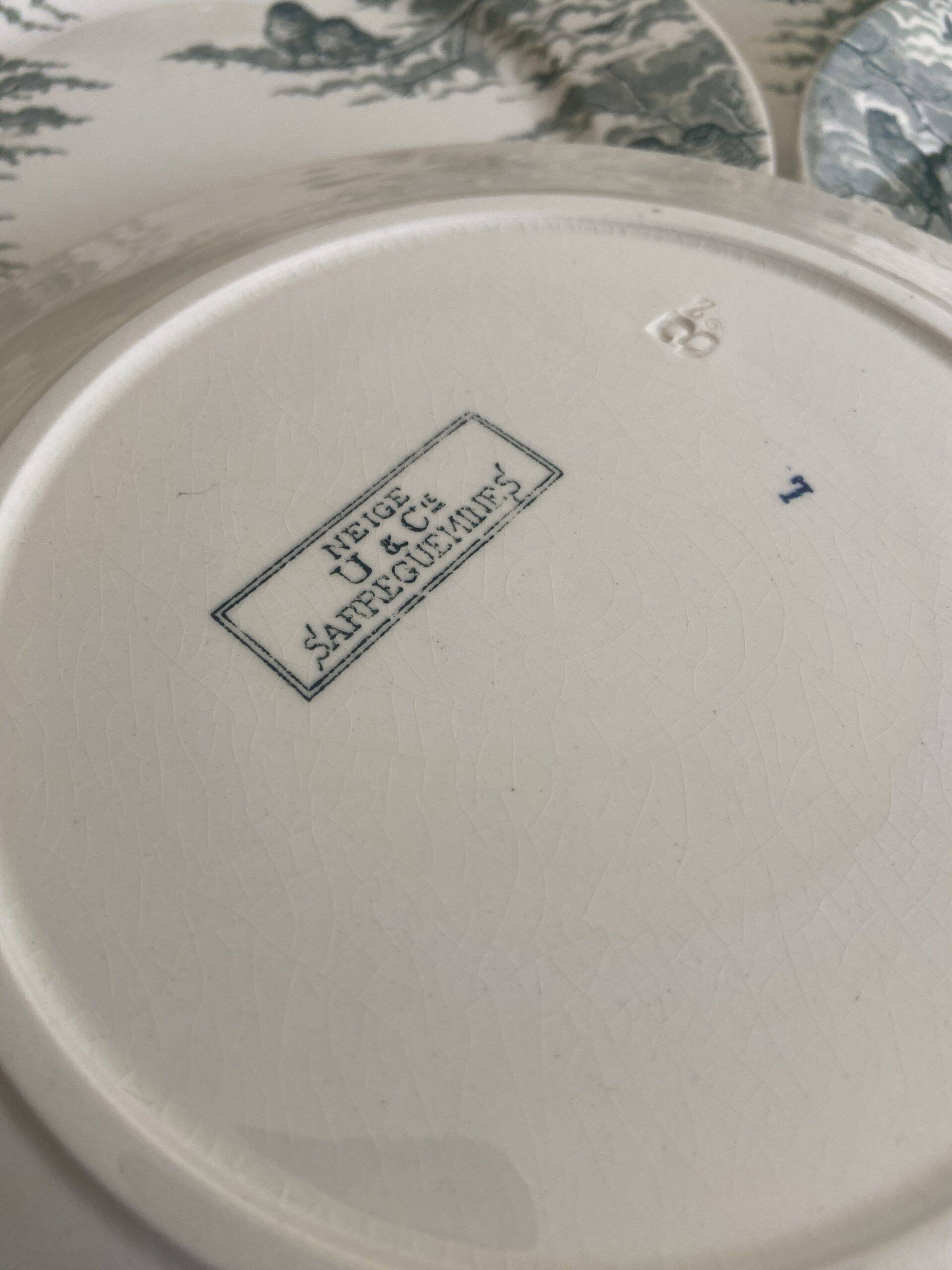 Iron earth flat plate from the sarreguemines snow service circa 1900
