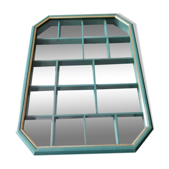 Miniature octagonal showcase
