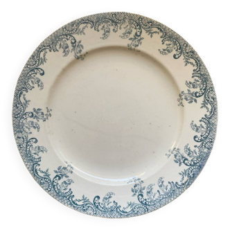 Assiette terre de fer faïencerie d’Orchies