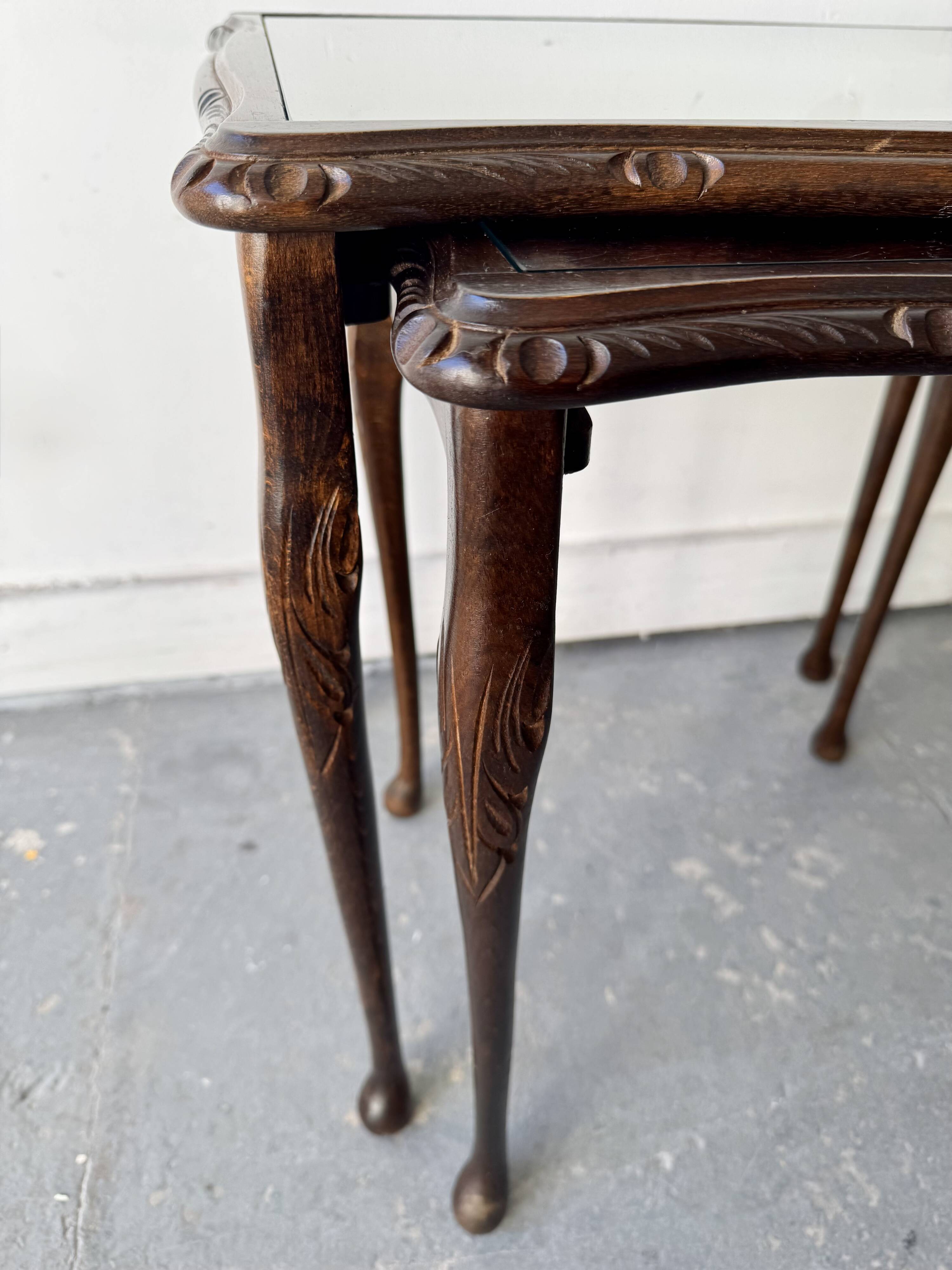 Ensemble de tables gigognes vintage