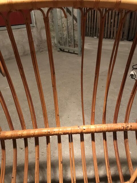 Head and foot of wicker bed