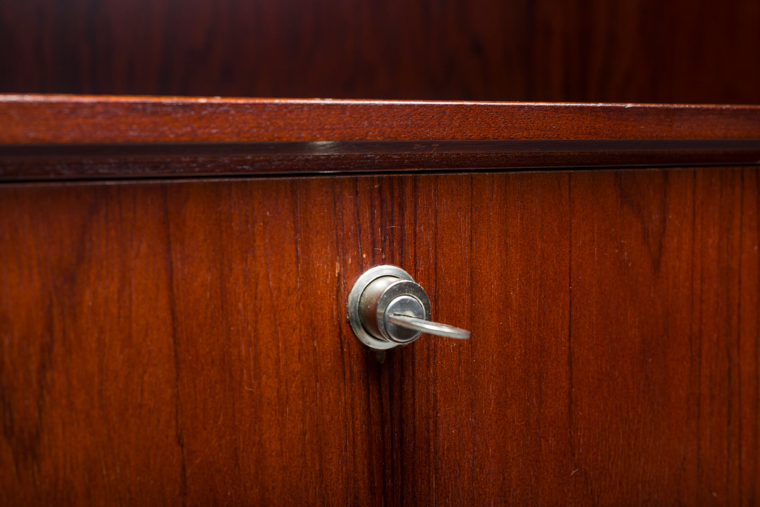 German Rosewood Modular Wall Shelves by IDEE Mobel, 1960s, Set of 25