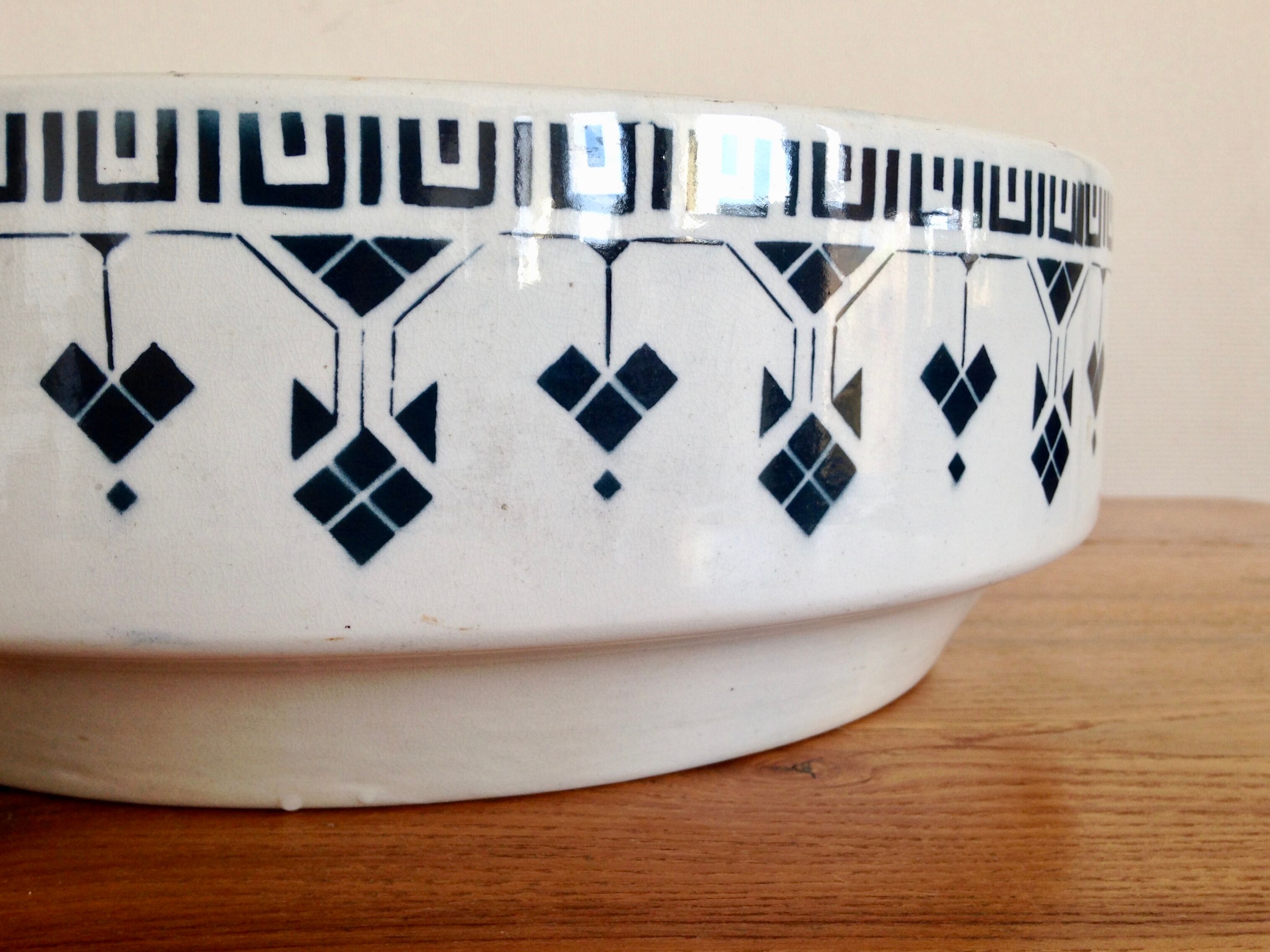 Bowl former french Teresa 1900, white blue