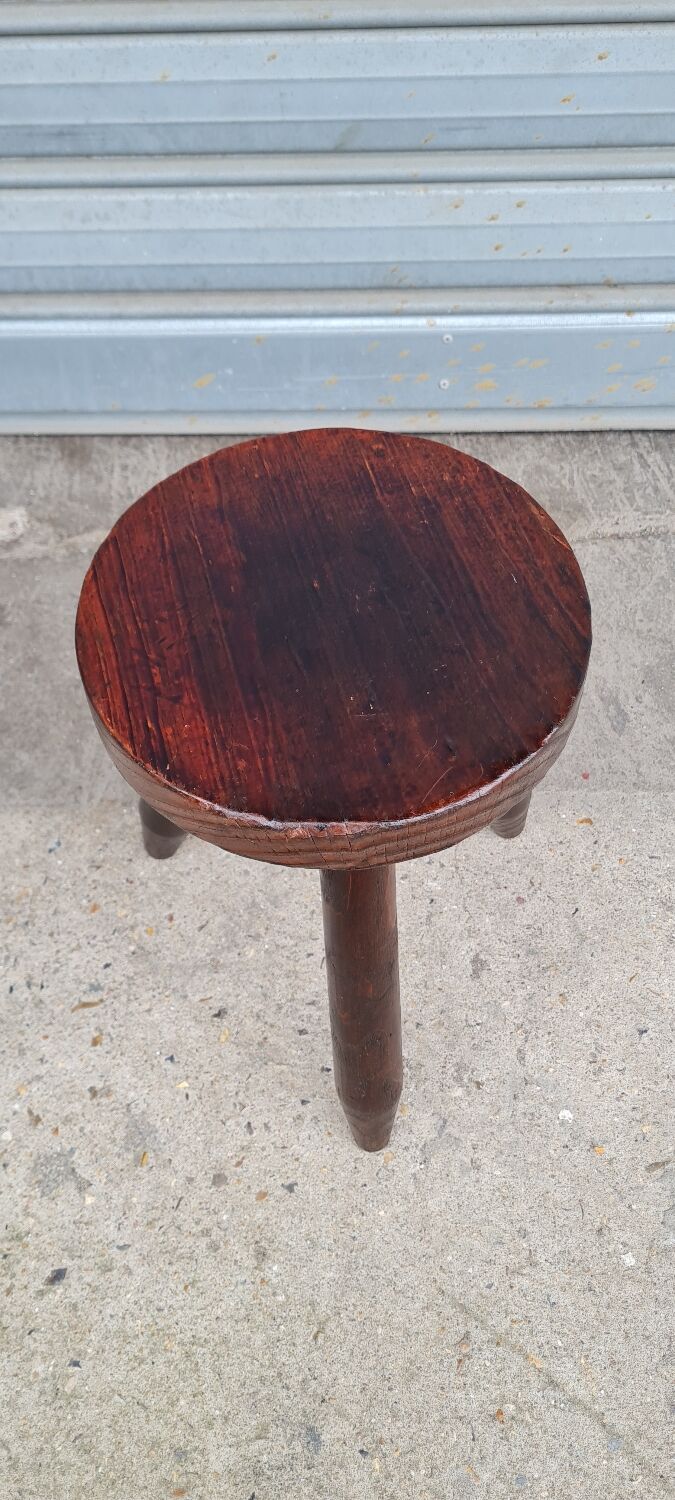 Tripod stool