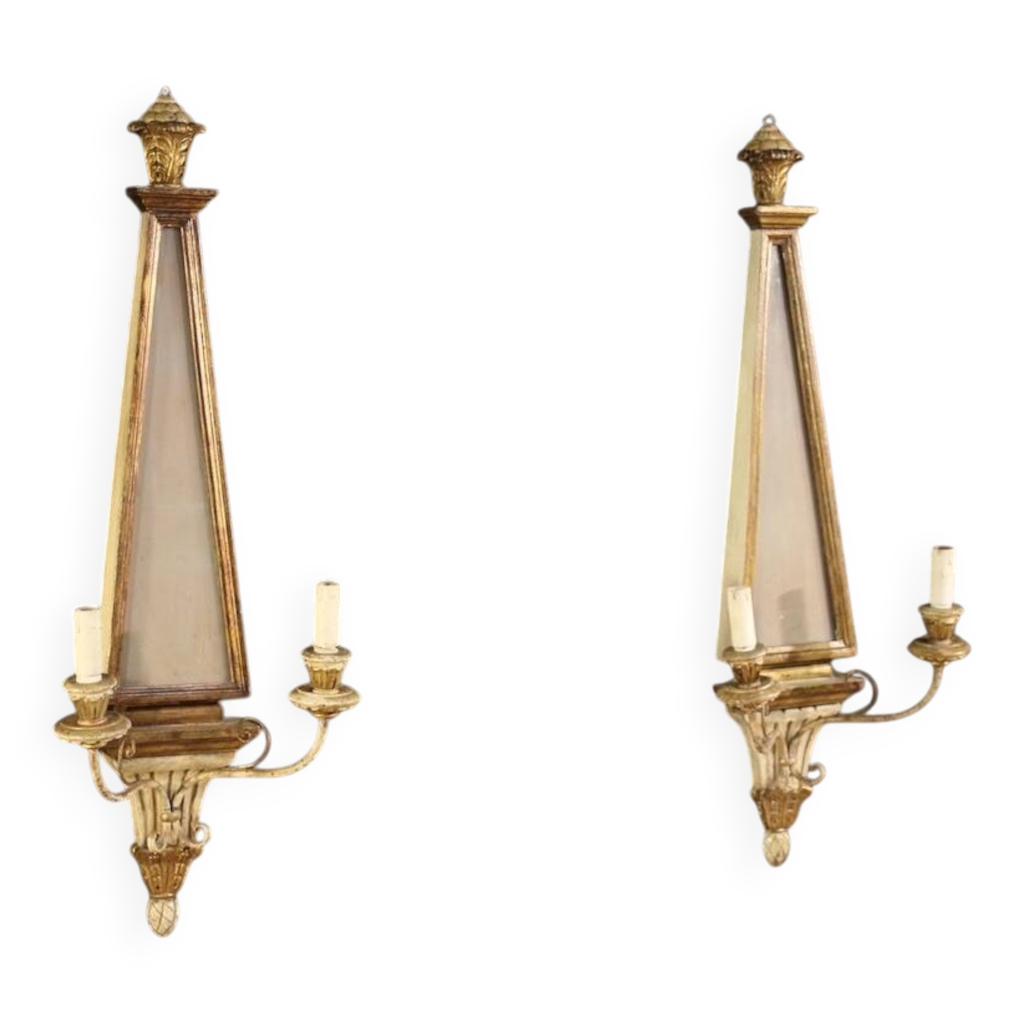 Pair of 20th century Italian Louis XVI style wall lamps