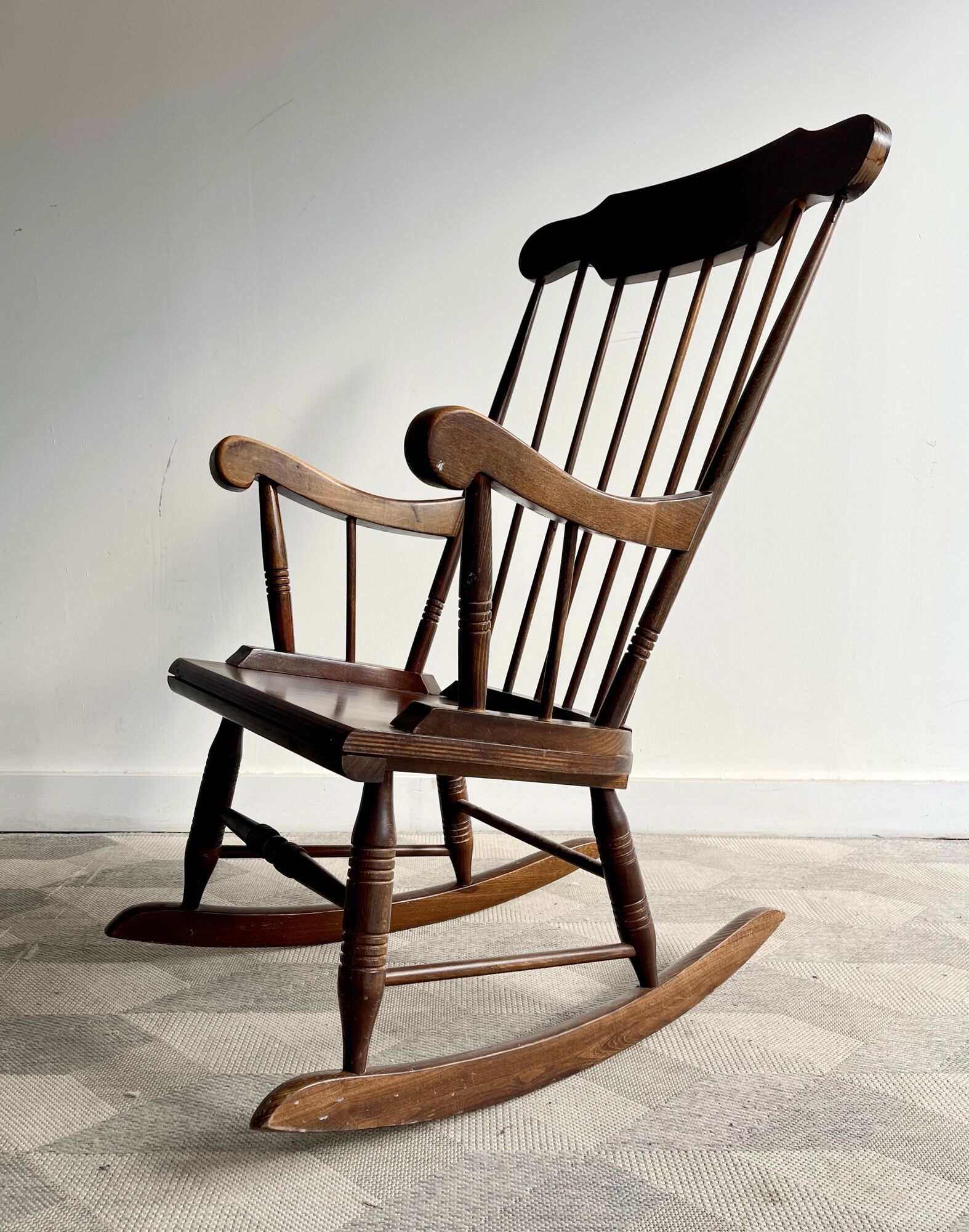 Rocking-chair en bois vintage | Selency