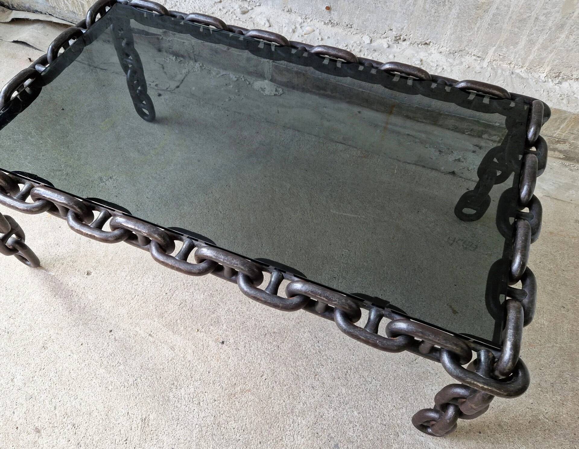 Table à chaînes brutaliste, années 1970