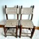Chaises en bois brutaliste et corde