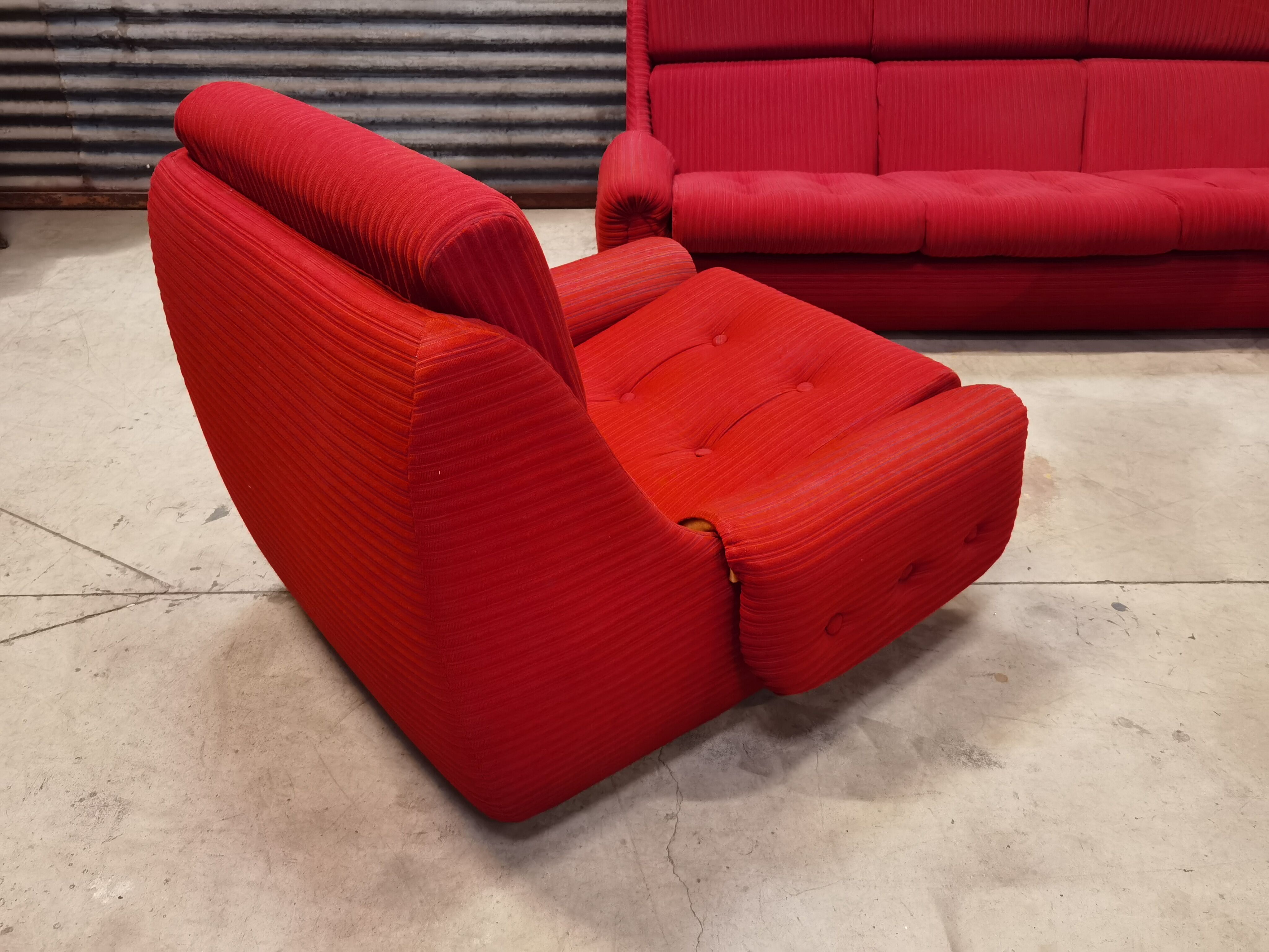 Full space age atlantis lounge