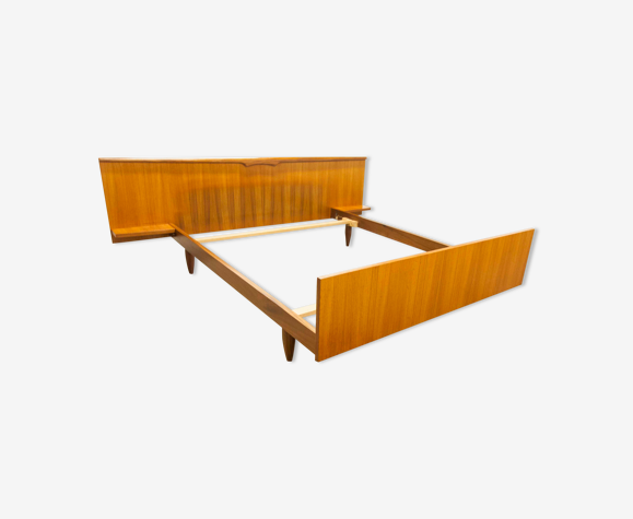 Lit scandinave en teck 1960 140x190 avec table et lumière