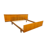 Scandinavian teak bed 1960 140x190 with table and light