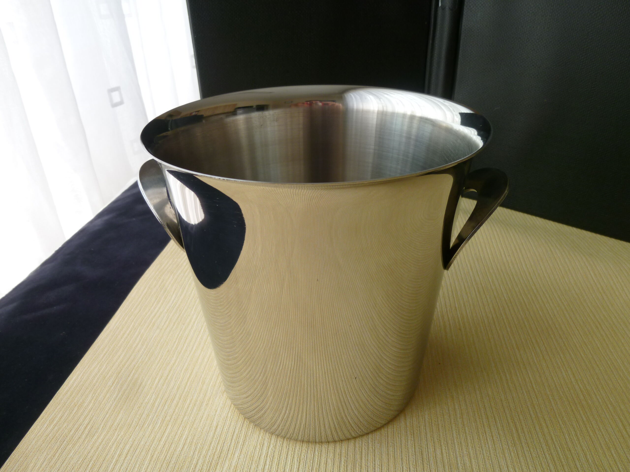 Stainless Steel Wine Bottle Refresher 18/10