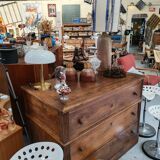 Chest of drawers known as a trouser press.