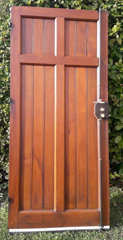 Entrance door 208,7x94 oak multipoint lock