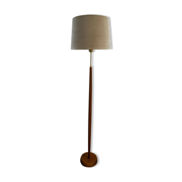 Mid-century floor lamp in teak and brass by Falkenbergs Belysning, Sweden, 1960s.