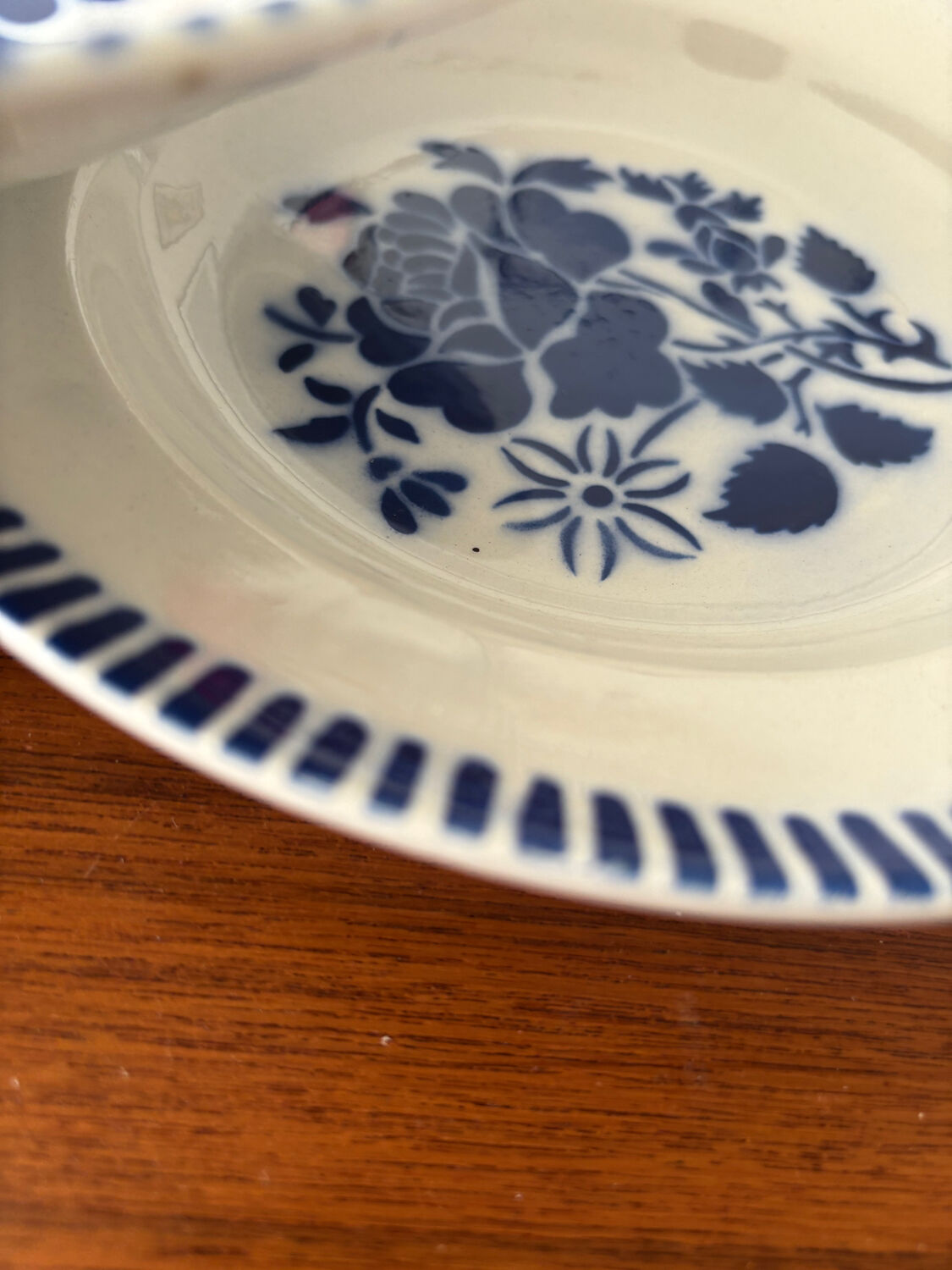 6 assiettes creuses Lunéville modèle Évian – décor floral