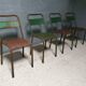 Vieille chaise verte français chaise d'usine de fer