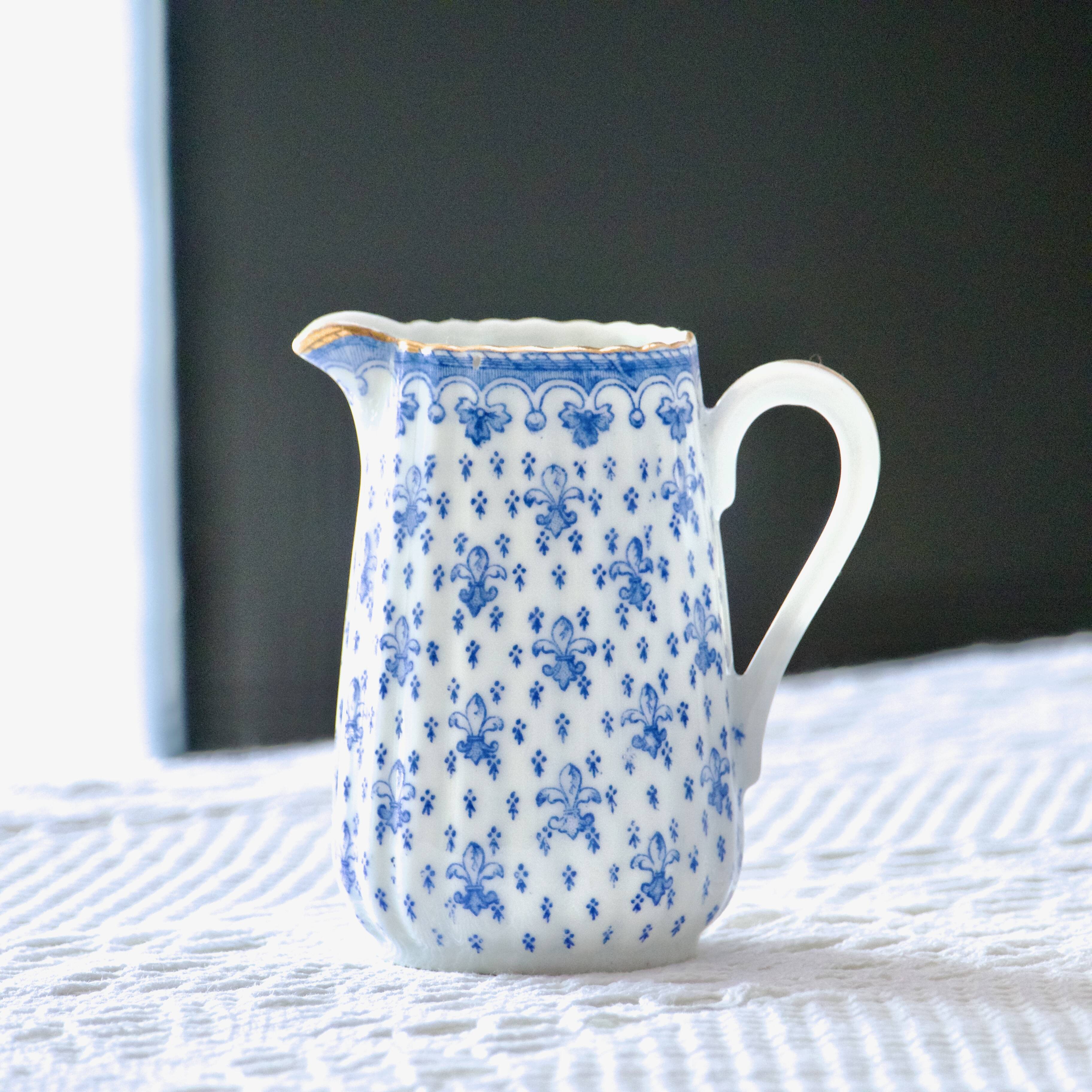 Oscar Shaller 1909 Fleur de Lys Porcelain Pitcher