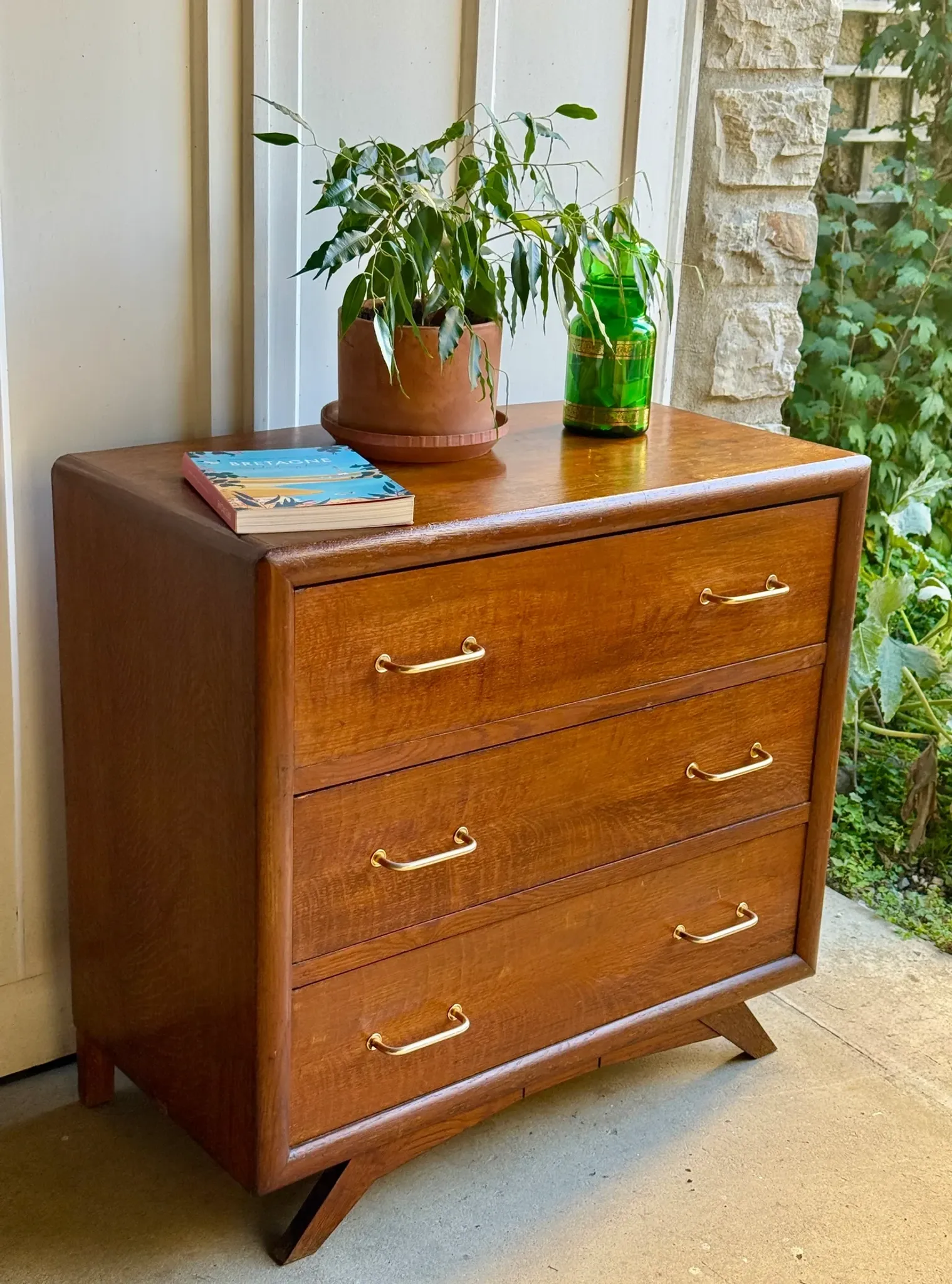 Vintage wooden chest of drawers with tapered legs - 1950s/60s
