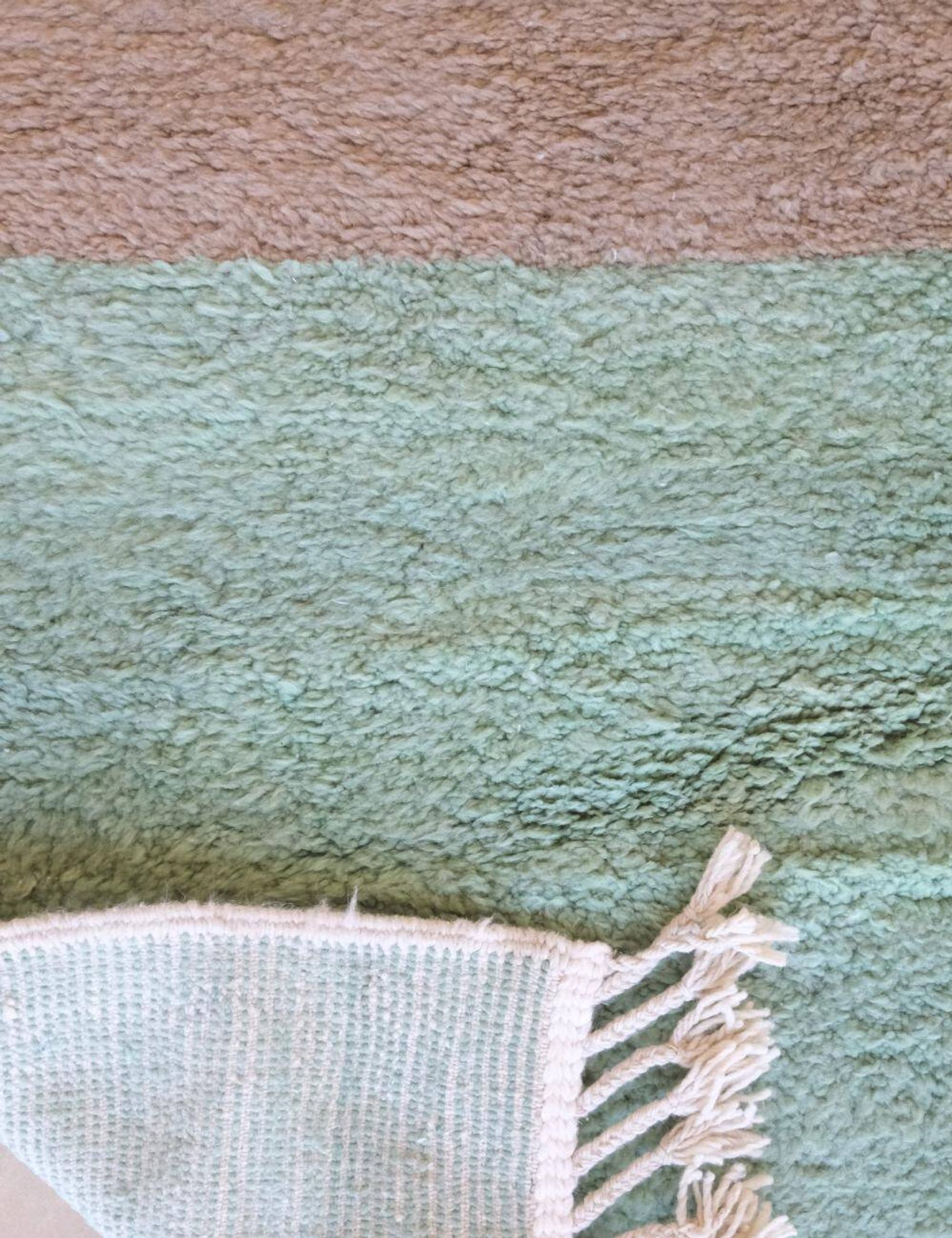 Tapis contemporain - 350 x 255 cm