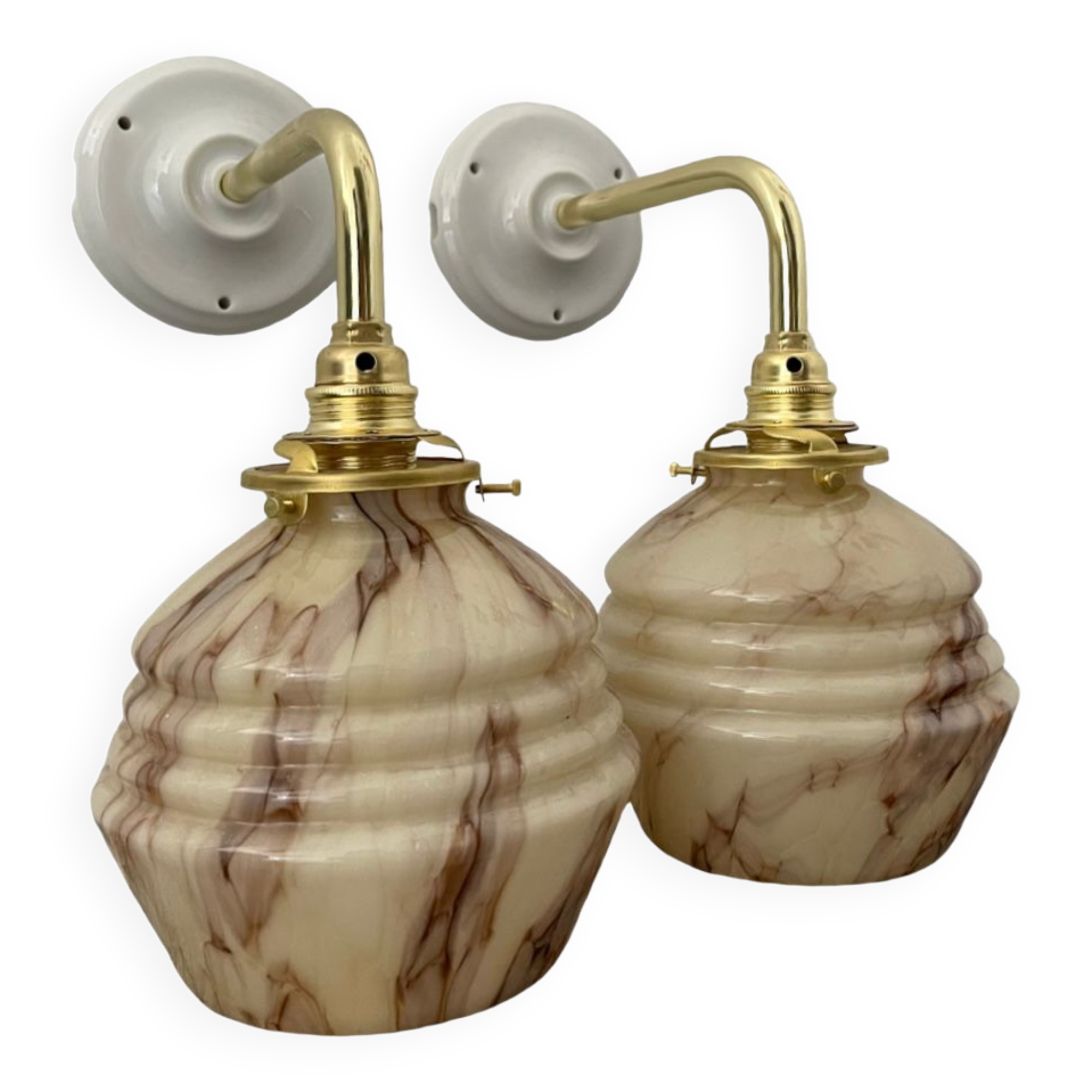 Pair of Art Deco wall lamps in marbled opaline