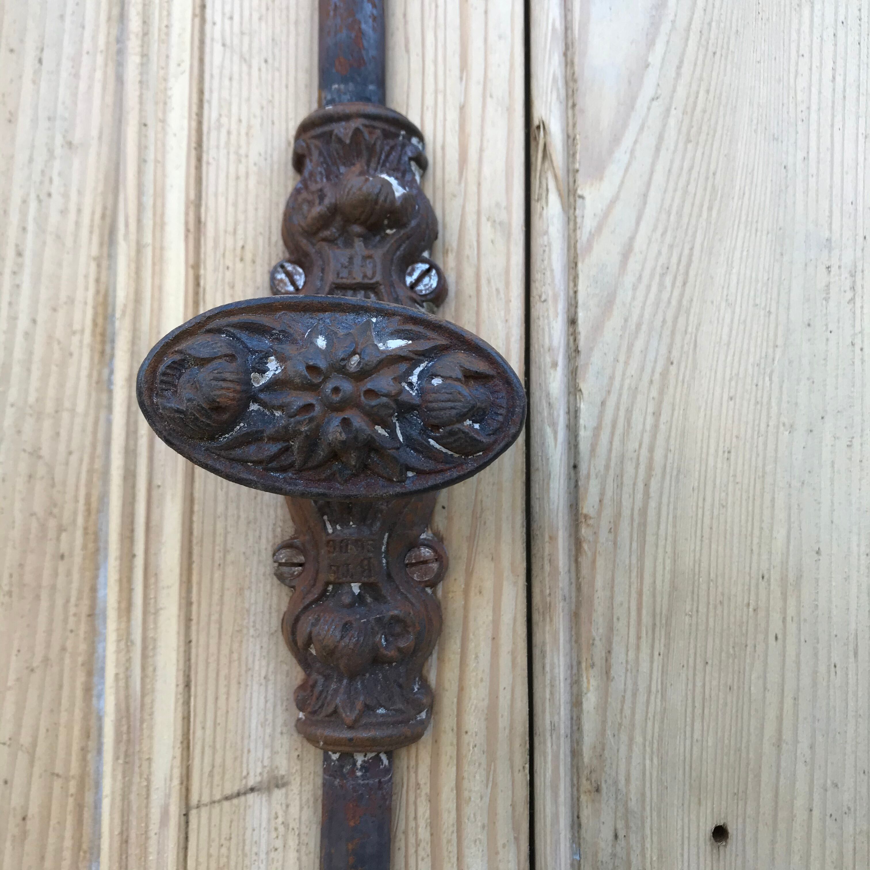 Paire de portes de placard vintage