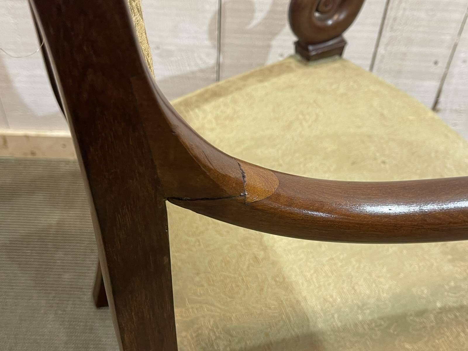 Armchair with crosses - 19th century restoration in mahogany