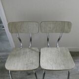 Paire de chaises en formica effet veines de bois et chant doré