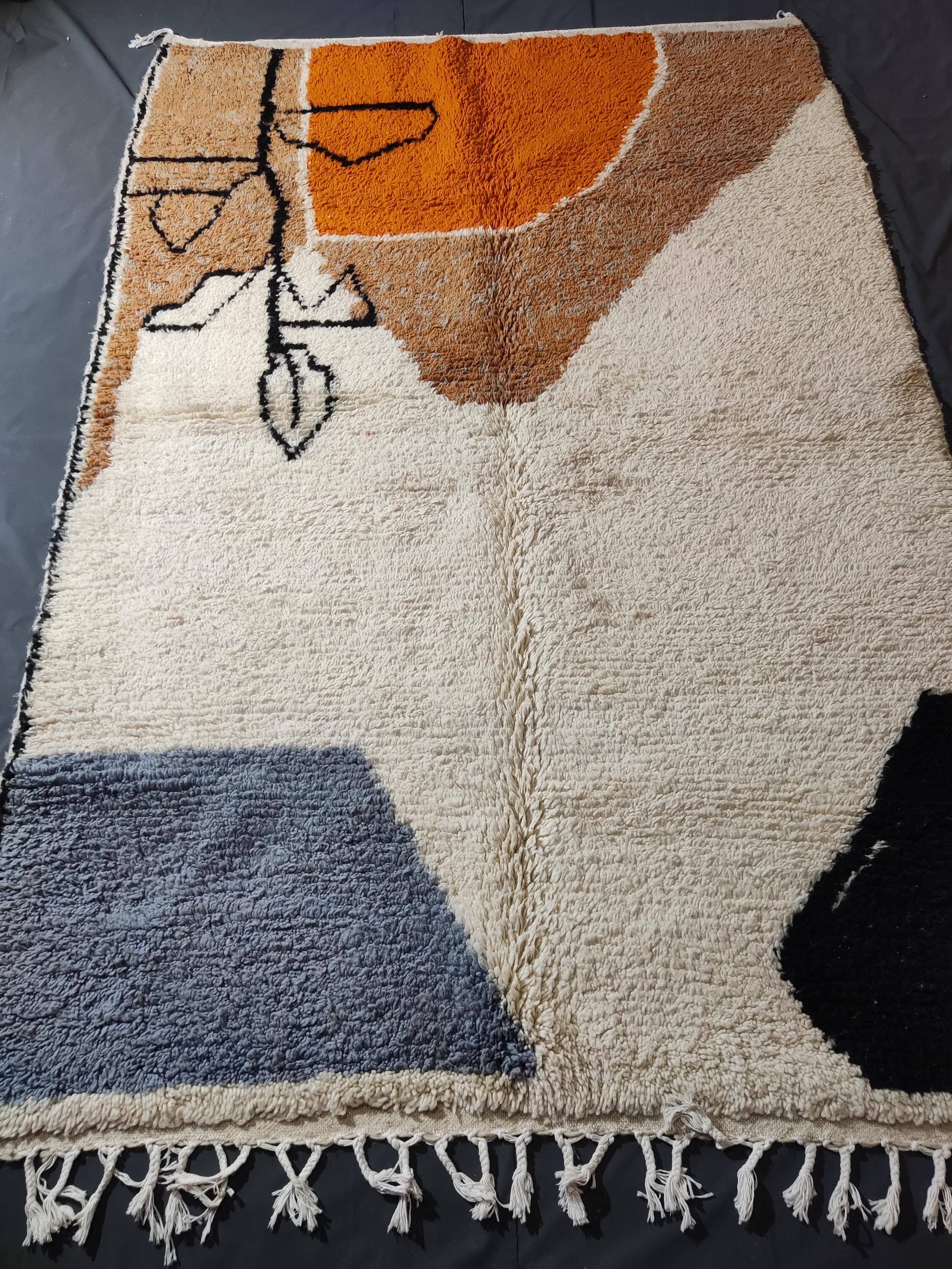 Traditional wool rug Morocco 3 x 2 m