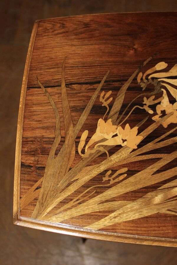 Table desserte Art Nouveau par Emile  Gallé