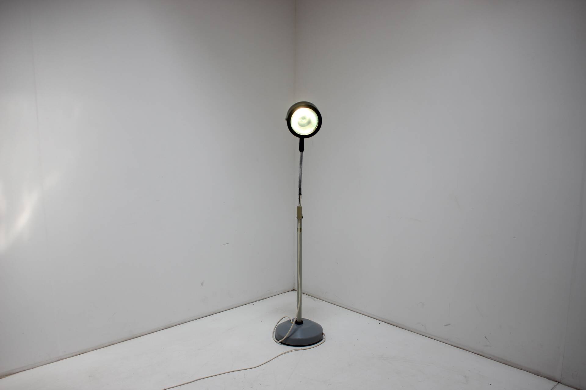 Lampadaire Type B130, 1960 Pologne