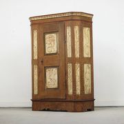 Garde-robe de mariée en art populaire peint 1806
