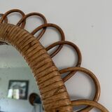 Rattan mirror flower shape
