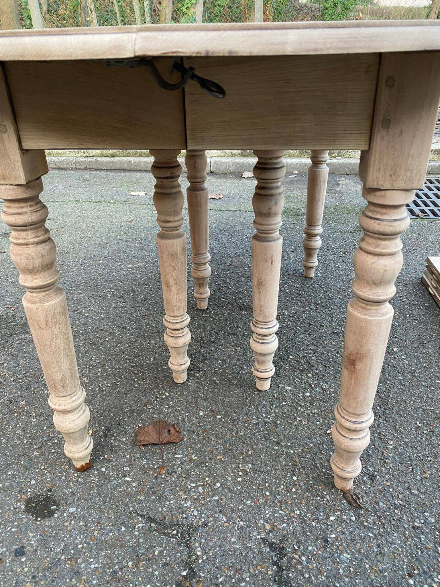 Louis Philippe extendable dining table with 8 extensions, solid oak, 19th century, 350