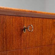 Commode Johannes Sorth en teck Nexo Mobelfabrik Danemark 1960